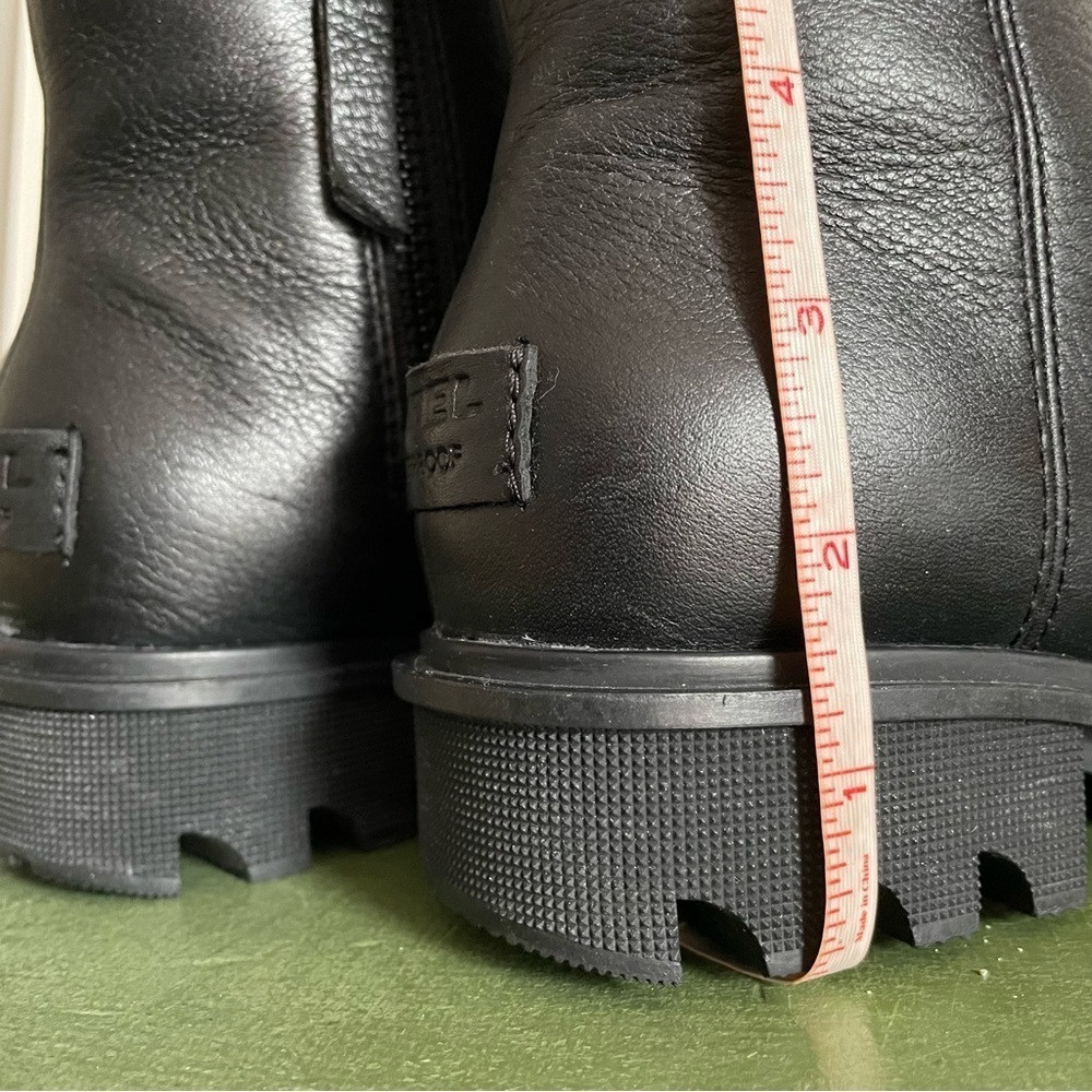 Sorel PHOENIX Waterproof Boots in Black Leather - Picture 5 of 10
